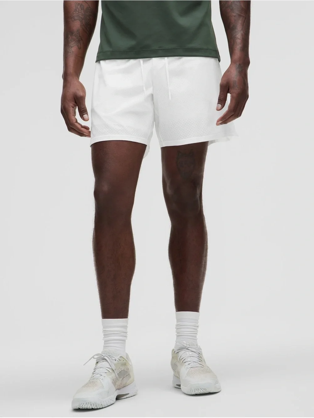 Lululemon Men’s Vented Tennis Short White Athletic Drawstring Bottoms Size Large